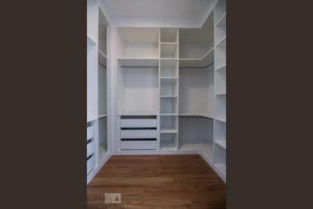 Apartamento para alugar com 68m², 2 quartos e 2 vagas Apartamento para alugar com 68m², 2 quartos e 2 vagasQuarto suíte closet