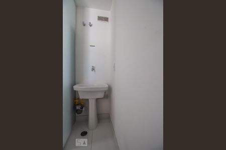 Apartamento para alugar com 68m², 2 quartos e 2 vagas Apartamento para alugar com 68m², 2 quartos e 2 vagasLavanderia