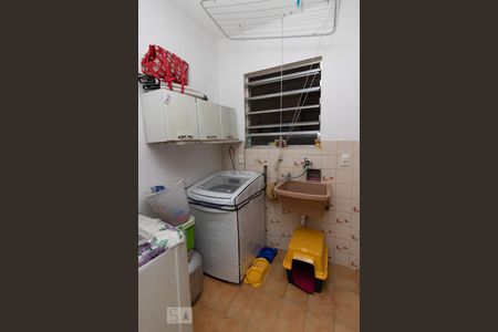 Casa à venda com 82m², 2 quartos e sem vagaÁrea de serviço