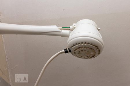 Casa à venda com 82m², 2 quartos e sem vagaBanheiro da suíte