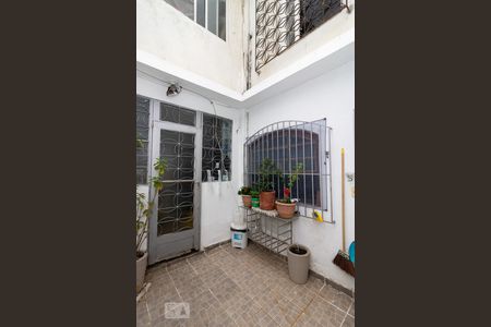 Casa à venda com 82m², 2 quartos e sem vagaÁrea externa 