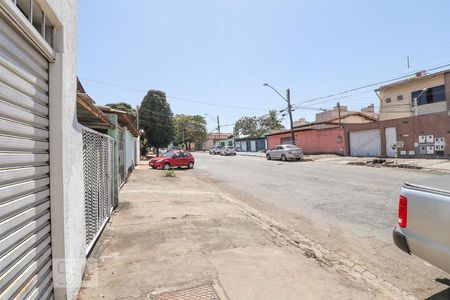 Casa para alugar com 85m², 2 quartos e 2 vagasVista da Rua