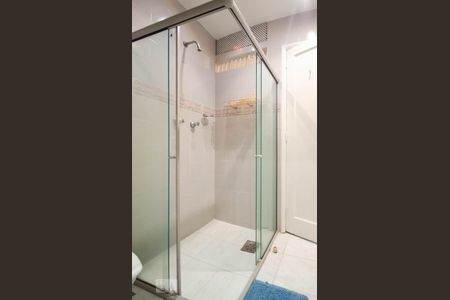 Banheiro de apartamento à venda com 2 quartos, 70m² em Ipanema, Rio de Janeiro
