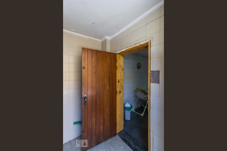 Casa à venda com 80m², 3 quartos e 2 vagasÁrea de serviço
