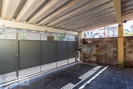 Casa à venda com 80m², 3 quartos e 2 vagasGaragem