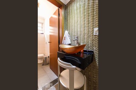 Casa à venda com 80m², 3 quartos e 2 vagasLavabo