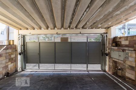 Casa à venda com 80m², 3 quartos e 2 vagasVista sala