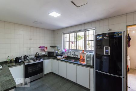 Casa à venda com 80m², 3 quartos e 2 vagasCozinha