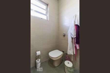 Casa à venda com 80m², 3 quartos e 2 vagasBanheiro