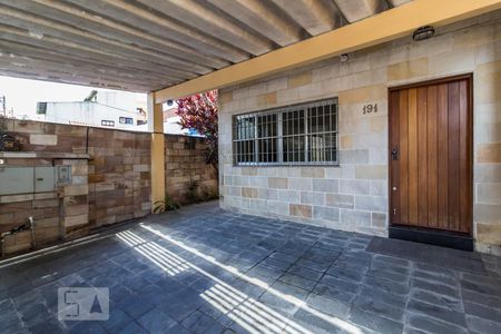Casa à venda com 80m², 3 quartos e 2 vagasGaragem