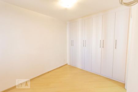 Apartamento à venda com 89m², 3 quartos e 2 vagasQuarto