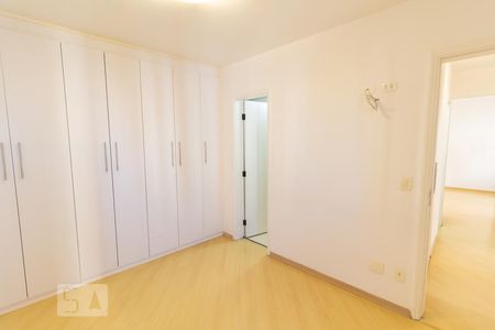 Apartamento à venda com 89m², 3 quartos e 2 vagasQuarto