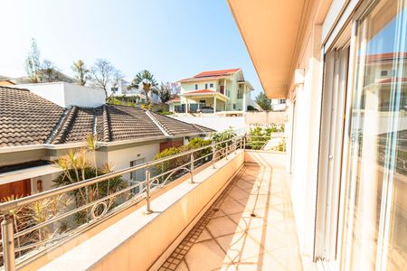 Casa de condomínio à venda com 400m², 4 quartos e 3 vagas Casa de condomínio à venda com 400m², 4 quartos e 3 vagasQuarto 2