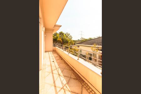 Casa de condomínio à venda com 400m², 4 quartos e 3 vagas Casa de condomínio à venda com 400m², 4 quartos e 3 vagasQuarto 2