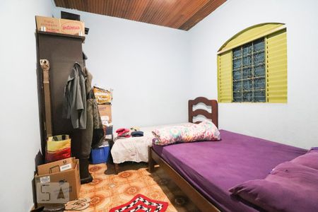 Quarto de casa à venda com 4 quartos, 120m² em Independência - 1º Complemento Setor das Mansões, Goiânia