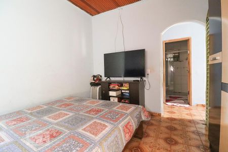 Quarto de casa à venda com 4 quartos, 120m² em Independência - 1º Complemento Setor das Mansões, Goiânia