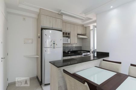 Cozinha de apartamento à venda com 3 quartos, 63m² em Jardim Celeste, São Paulo