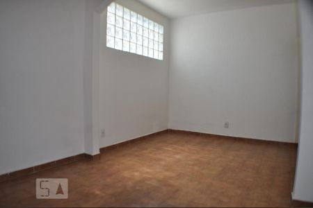 Casa de condomínio à venda com 220m², 4 quartos e sem vagaQuarto Quarto