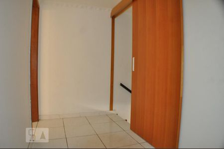 Casa de condomínio à venda com 220m², 4 quartos e sem vagaCorredor Segundo Andar