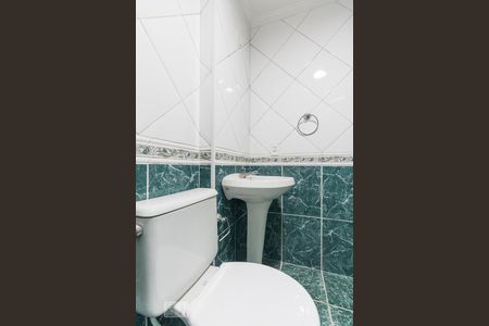 Banheiro Social de apartamento para alugar com 2 quartos, 62m² em Vila Fachini, São Paulo