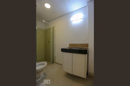 Banheiro de apartamento para alugar com 1 quarto, 42m² em Bela Vista, São Paulo