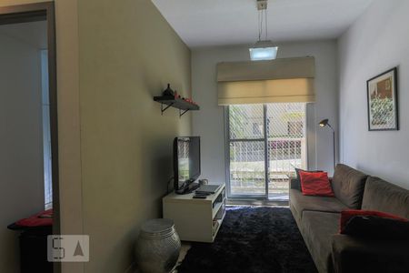 Apartamento à venda com 50m², 2 quartos e 1 vaga Apartamento à venda com 50m², 2 quartos e 1 vagaSala