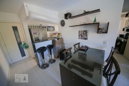 Sala de apartamento à venda com 2 quartos, 60m² em Maceió, Niterói