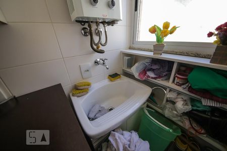Apartamento à venda com 60m², 2 quartos e 1 vagaÁrea de Serviço