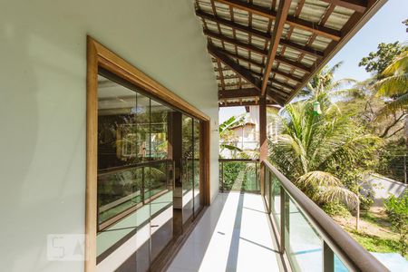 Varanda Sala (Primeiro Andar) de casa de condomínio à venda com 3 quartos, 760m² em Freguesia (jacarepaguá), Rio de Janeiro