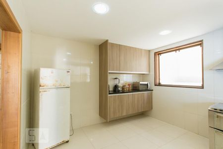 Cozinha (Primeiro Andar) de casa de condomínio à venda com 3 quartos, 760m² em Freguesia (jacarepaguá), Rio de Janeiro