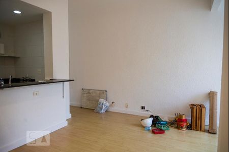 Sala de apartamento para alugar com 2 quartos, 70m² em Copacabana, Rio de Janeiro