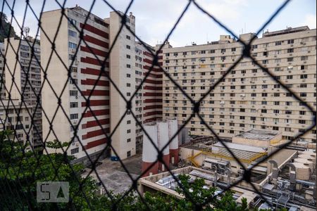 Vista da Sala de apartamento para alugar com 2 quartos, 70m² em Copacabana, Rio de Janeiro