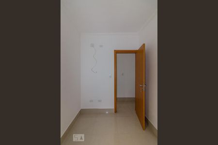 Quarto 01 de apartamento para alugar com 2 quartos, 52m² em Utinga, Santo André