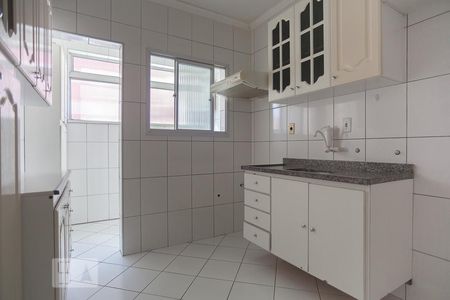Cozinha de apartamento à venda com 2 quartos, 54m² em Loteamento Country Ville, Campinas