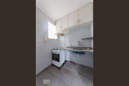 Cozinha de apartamento para alugar com 2 quartos, 62m² em Jardim Miranda, Campinas