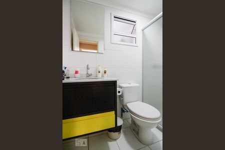 Banheiro de apartamento à venda com 2 quartos, 56m² em Jaguaré, São Paulo