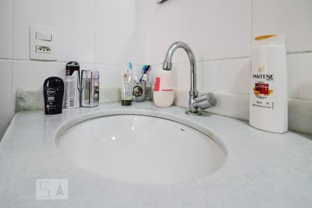 Banheiro de apartamento à venda com 2 quartos, 56m² em Jaguaré, São Paulo