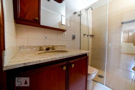 Apartamento para alugar com 160m², 3 quartos e 2 vagas Apartamento para alugar com 160m², 3 quartos e 2 vagasBanheiro da Suíte