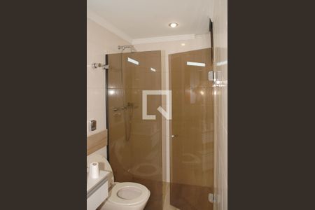 Apartamento para alugar com 160m², 4 quartos e 2 vagas Apartamento para alugar com 160m², 4 quartos e 2 vagasBanheiro da Suíte 1