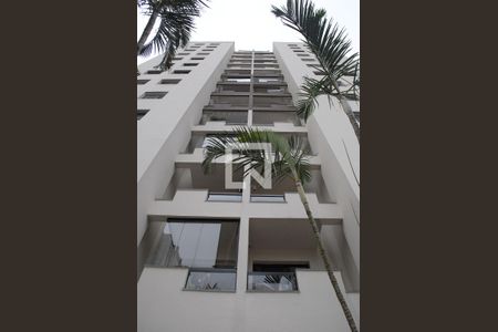 Apartamento para alugar com 160m², 4 quartos e 2 vagas Apartamento para alugar com 160m², 4 quartos e 2 vagasFachada