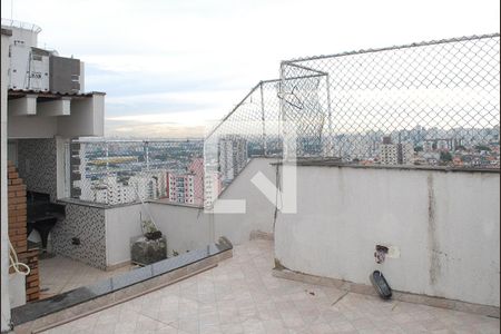 Apartamento para alugar com 160m², 4 quartos e 2 vagas Apartamento para alugar com 160m², 4 quartos e 2 vagasQuintal na Cobertura