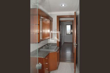 Apartamento para alugar com 160m², 4 quartos e 2 vagas Apartamento para alugar com 160m², 4 quartos e 2 vagasBanheiro da Suíte 2