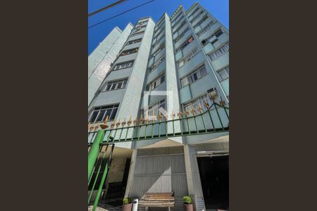 Apartamento à venda com 61m², 2 quartos e 1 vagaFachada