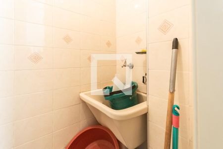 Apartamento à venda com 61m², 2 quartos e 1 vagaBanheiro de serviço