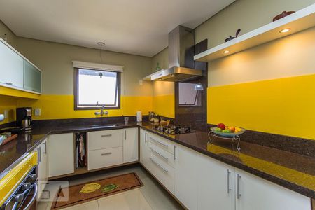 Apartamento à venda com 110m², 2 quartos e 2 vagasCozinha