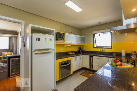 Apartamento à venda com 110m², 2 quartos e 2 vagasCozinha