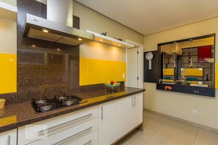 Apartamento à venda com 110m², 2 quartos e 2 vagasCozinha