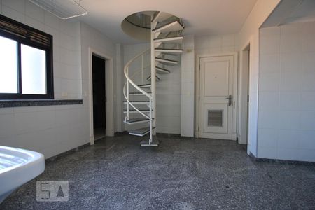 Apartamento à venda com 550m², 4 quartos e 6 vagasÁrea de serviço