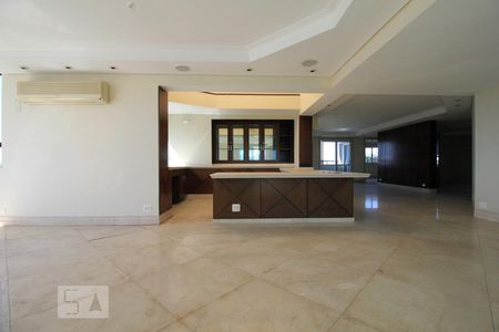Apartamento à venda com 550m², 4 quartos e 6 vagasSala