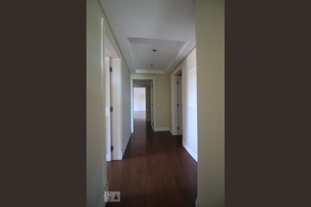 Apartamento à venda com 550m², 4 quartos e 6 vagasCorredor